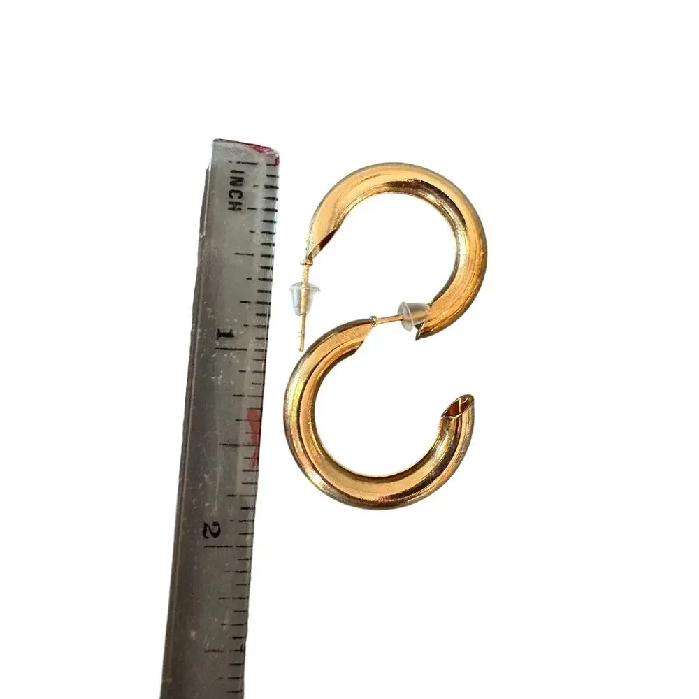 Gold Tone Open Hoop Earrings 1” Round Post Back New Without Tags